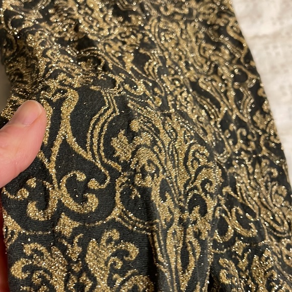 Gorgeous stockings one is footless not VS - Picture 5 of 6